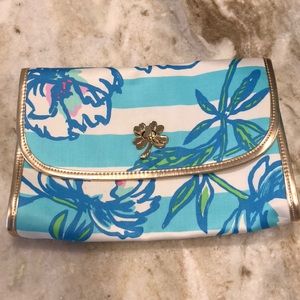 Lilly Pulitzer clutch